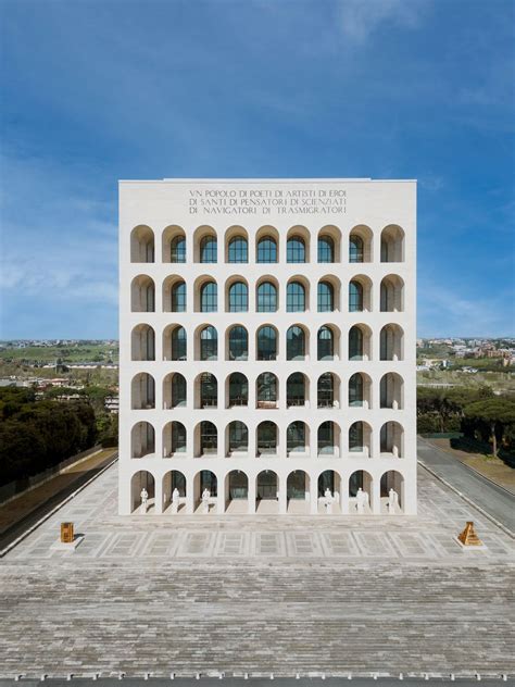 fendi colosseo quadrato cinema|Mostra Arnaldo Pomodoro a Roma .